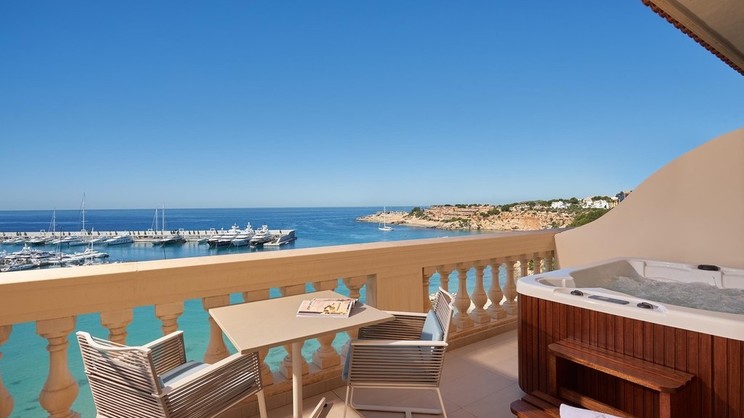 Pure Salt Port Adriano